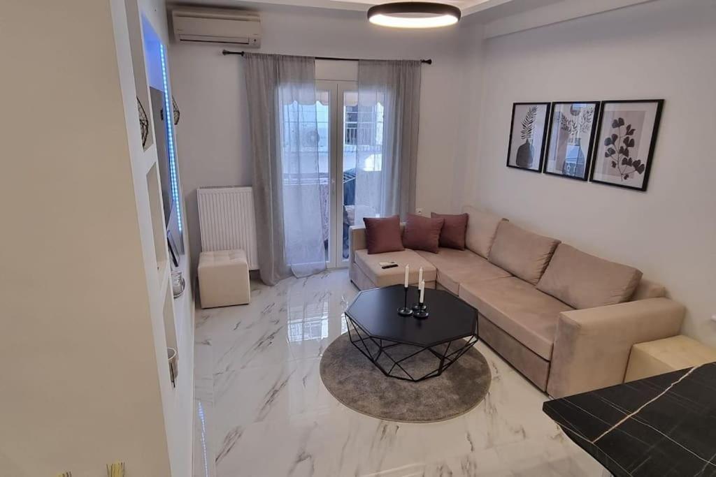 Luxurious Apartment In The Heart Of Szaloniki Kültér fotó