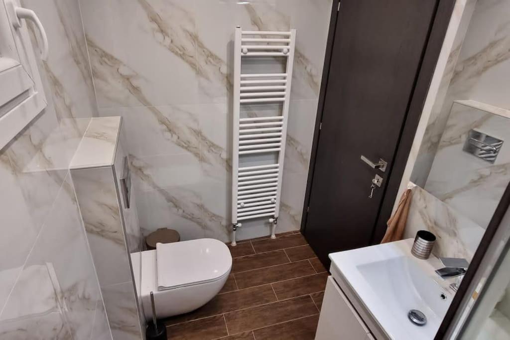 Luxurious Apartment In The Heart Of Szaloniki Kültér fotó