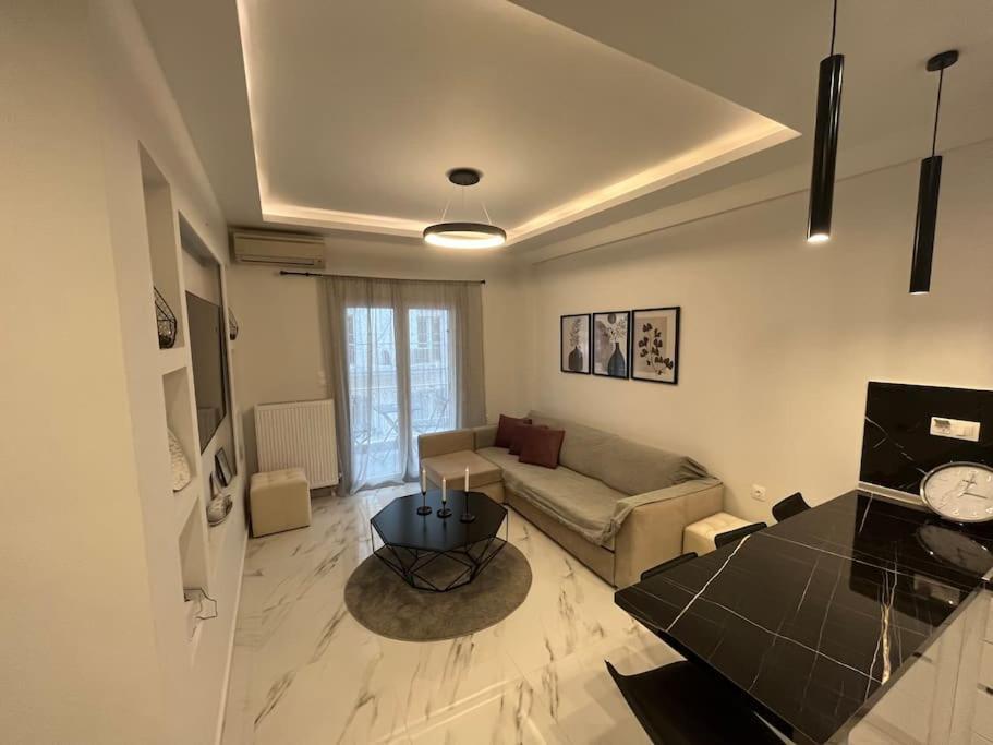 Luxurious Apartment In The Heart Of Szaloniki Kültér fotó