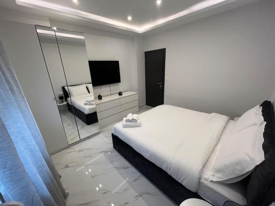 Luxurious Apartment In The Heart Of Szaloniki Kültér fotó